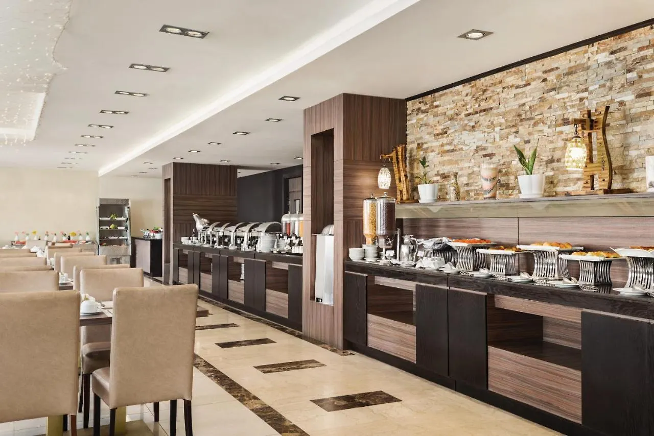 Howard Johnson Dammam Hotel
